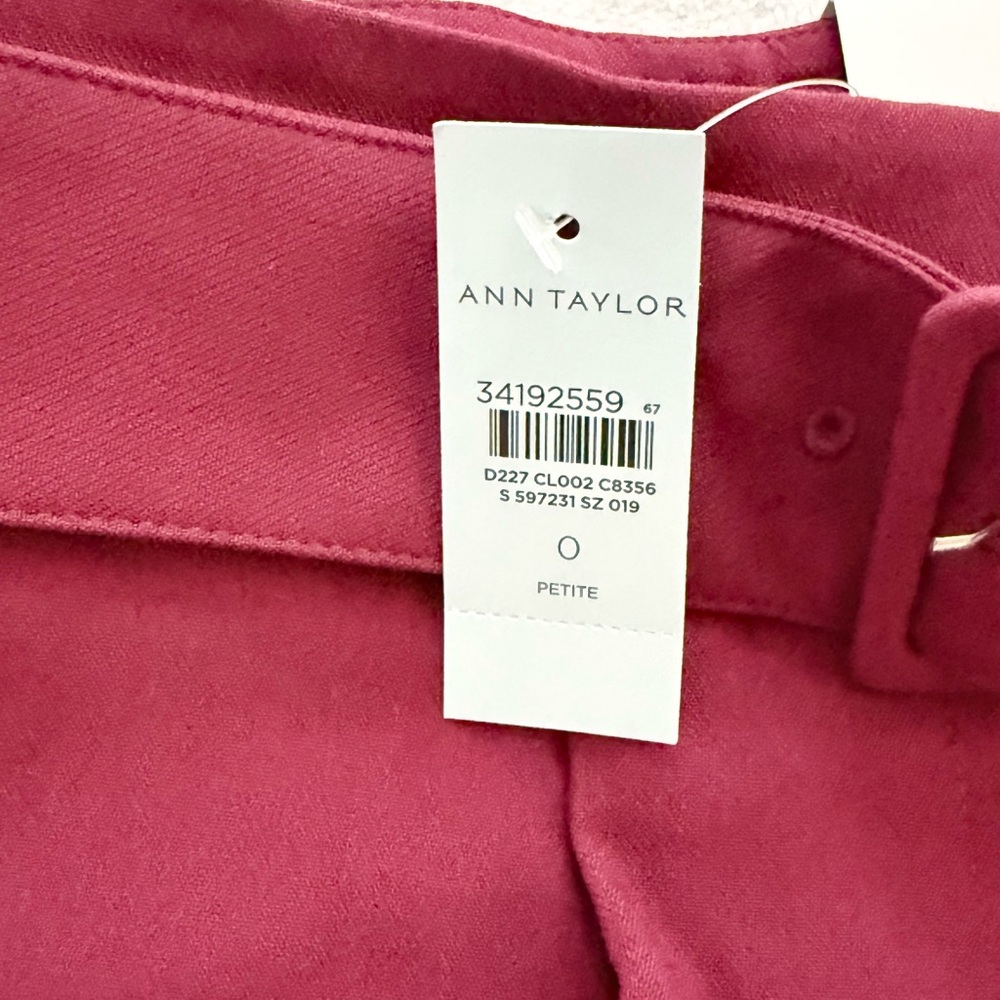Ann Taylor Petite Belted High Rise Tapered Trouser Pants Burgundy Size 0P NWT - Picture 10 of 10
